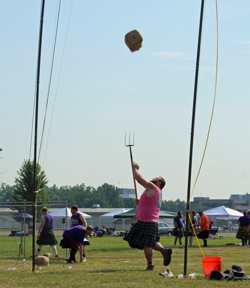 Highland Heavy Athletics at Ohio Scottish Games - 16'lb sheath toss over a 24' bar