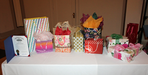 Gift table