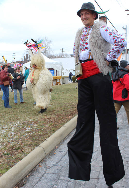 Stilt walker