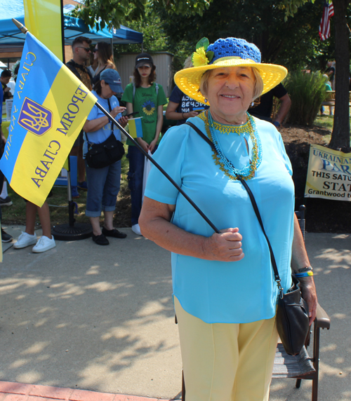 Lady with Ukrainian flag